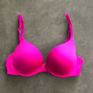 Victoria’s Secret biofit bra, size 34C